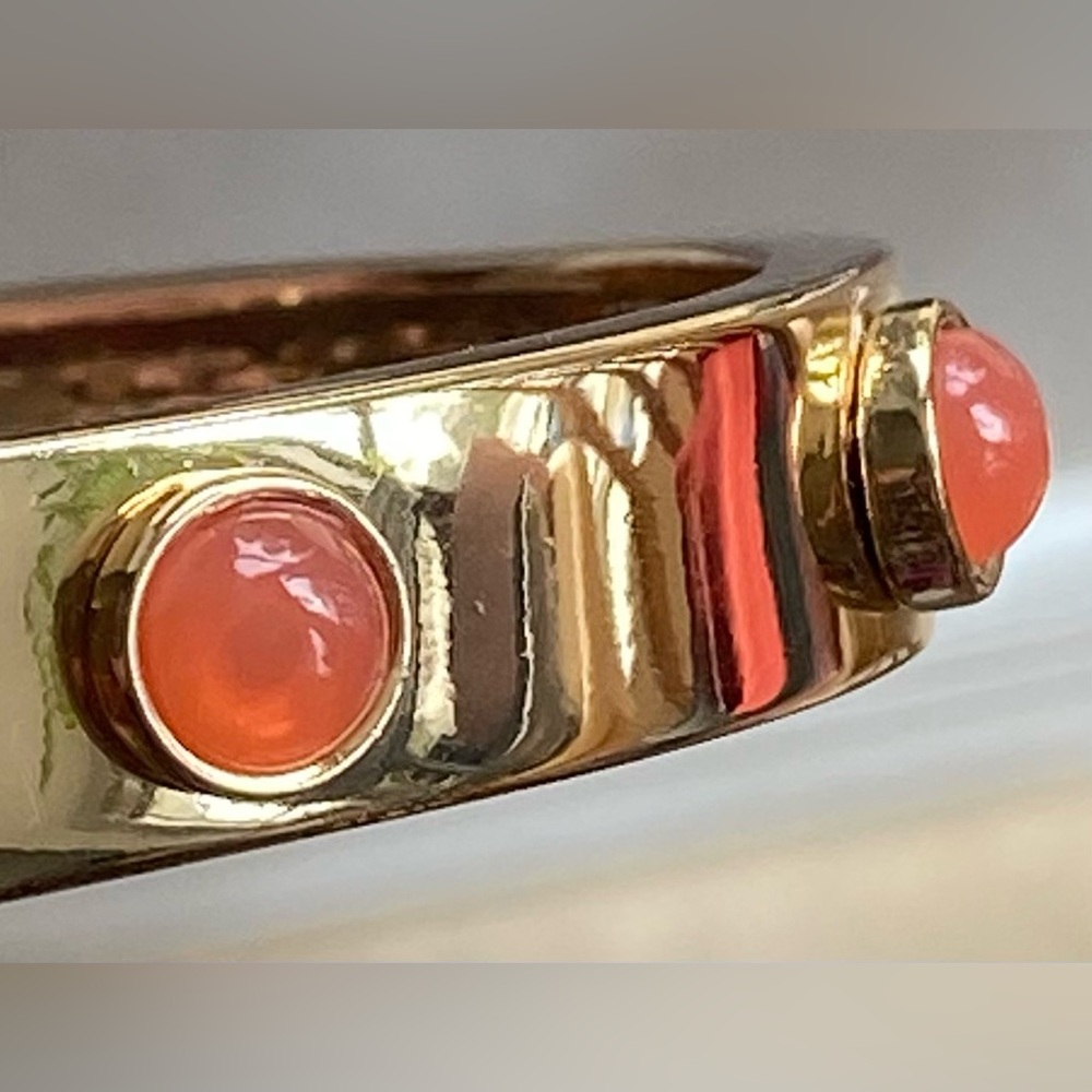 NEW GOLDTONE BANGLE BRACELET WITH COLORFUL ACCENTS - Picture 10 of 16